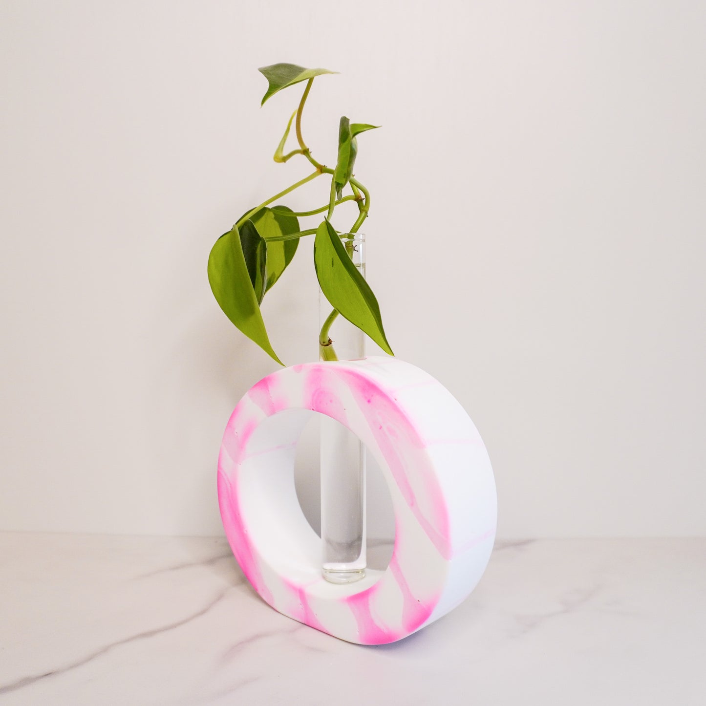 Asymmetrical Circle Propagation Vase