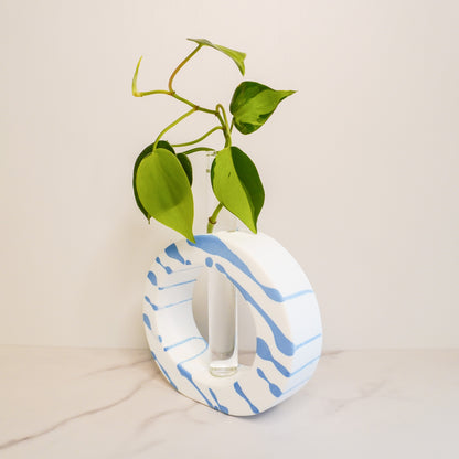 Asymmetrical Circle Propagation Vase